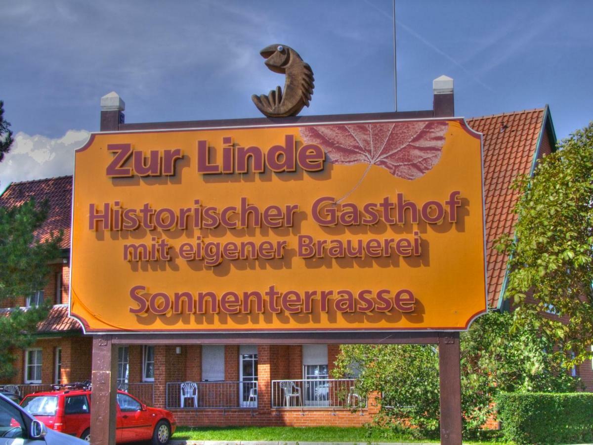 Hotel & Gasthof Zur Linde Middelhagen Exteriör bild
